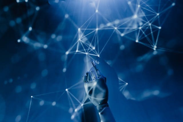Künstliche Intelligenz vernetzt digitale Datenpunkte